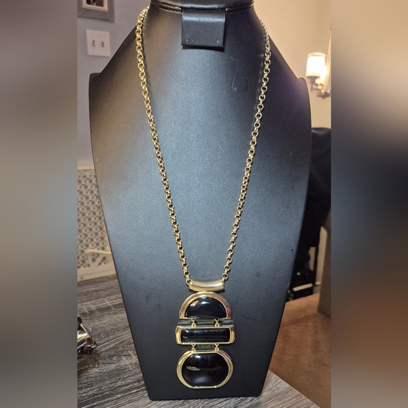 Vintage 1990s CHICO’S Black and Gold Geometric Statement Necklace HUGE Rare Find - Picture 2 of 5